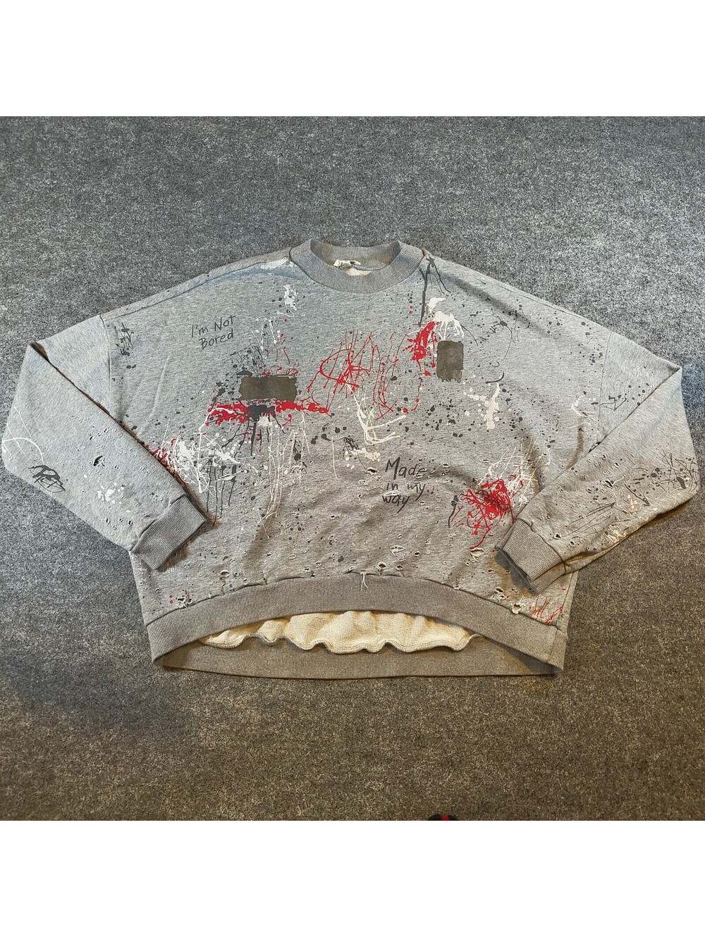 jella c. Women’s Medium Distressed Gray Sweatshirt Paint Splatter Graphic
